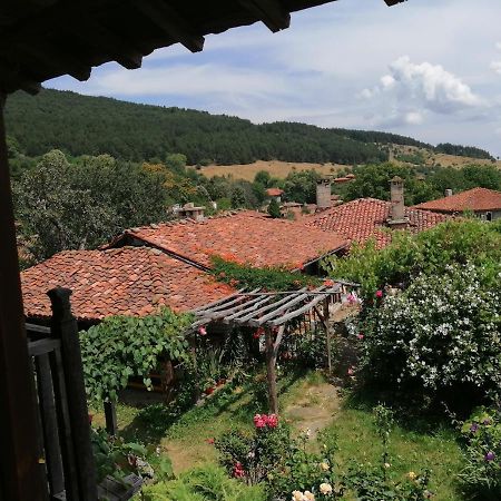 Къщата На Художника Otel Zheravna Dış mekan fotoğraf
