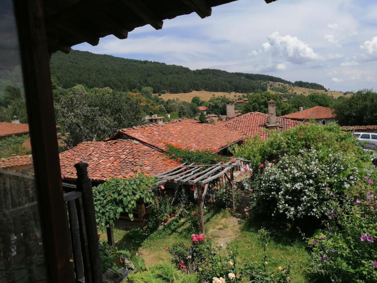 Къщата На Художника Otel Zheravna Dış mekan fotoğraf