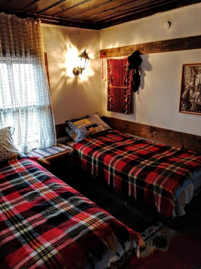 Къщата На Художника Otel Zheravna Dış mekan fotoğraf